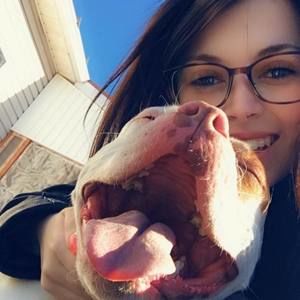 Meet your Posher, Stacy